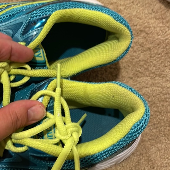 Women's sneakers. - Picture 4 of 6